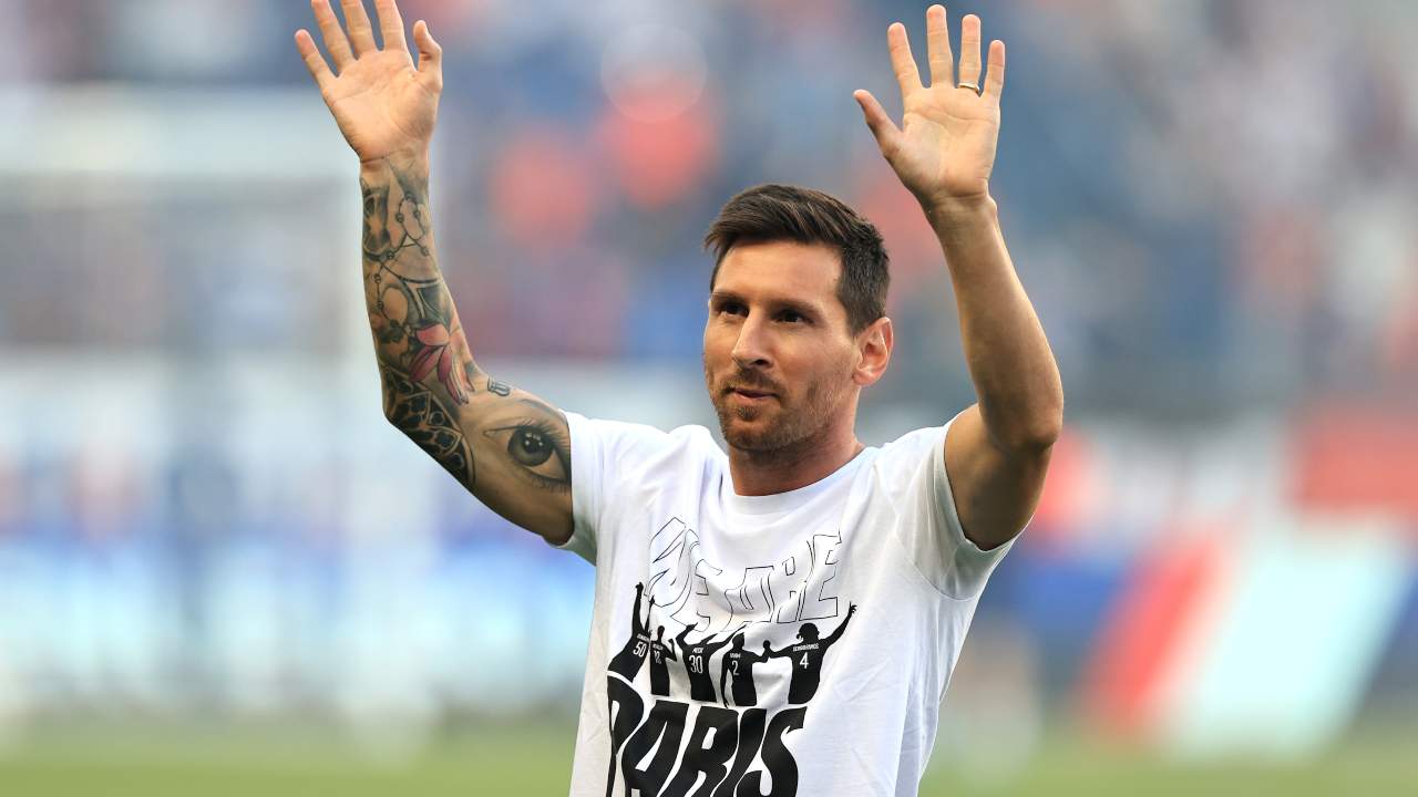 Leo Messi saluta Psg - Getty Images
