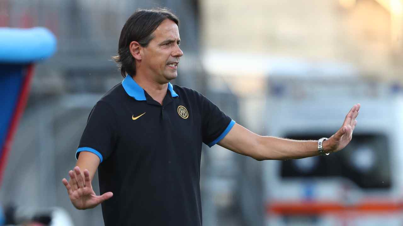 Inter, Simone Inzaghi con la maglia dell'Inter