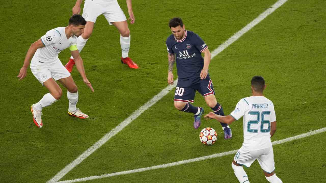 Messi vs City - foto LaPresse