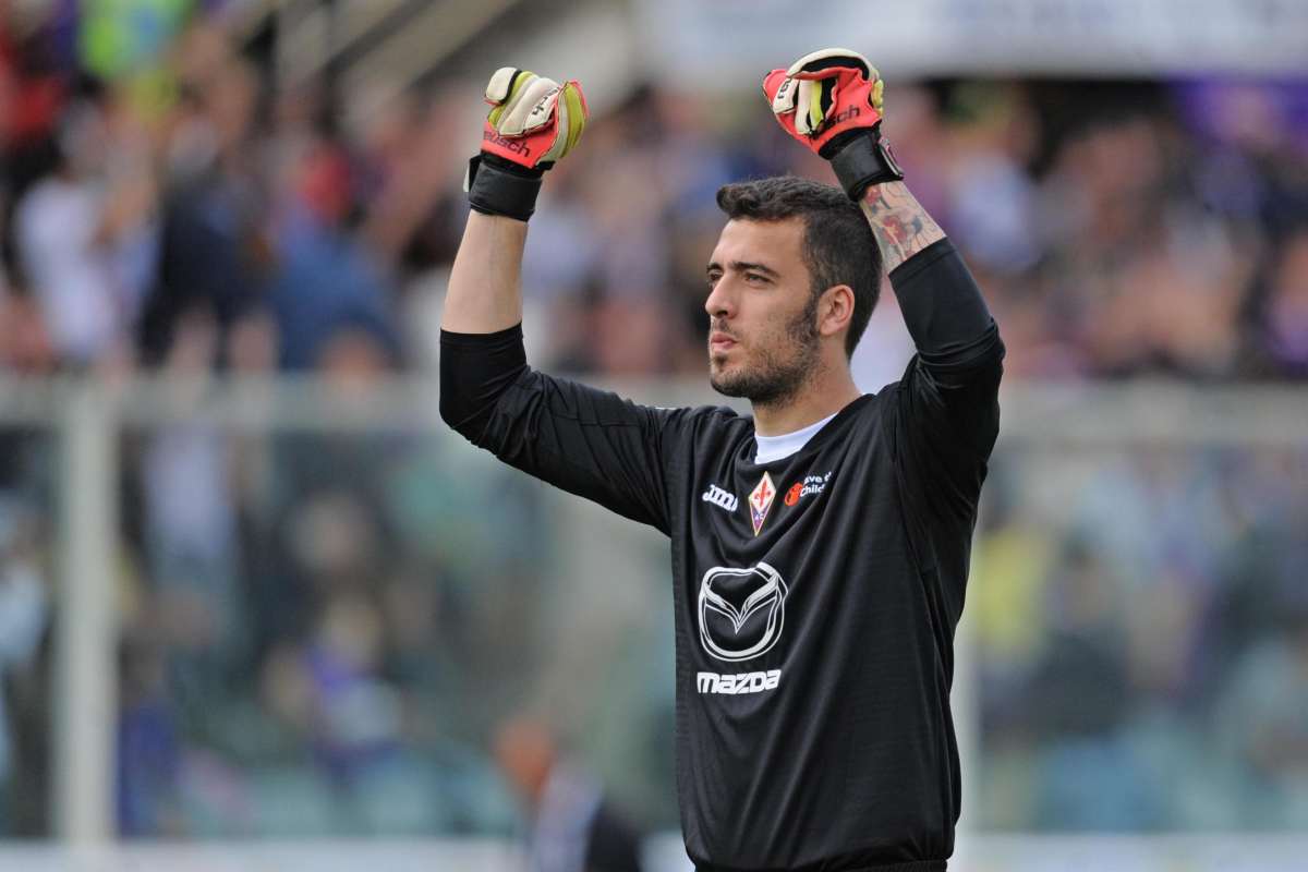 Emiliano Viviano ai tempi della sua esperienza con la maglia della Fiorentina (Ansafoto)