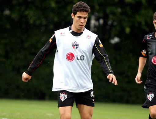 Hernanes