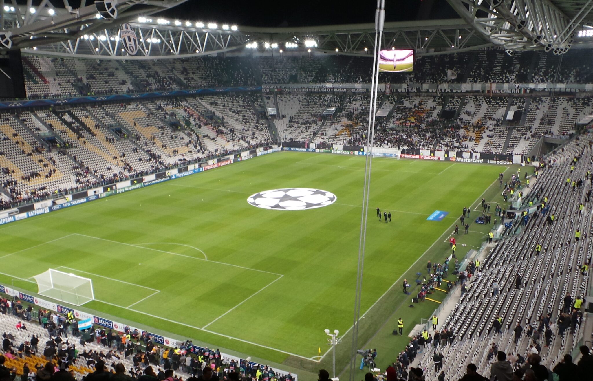 Juventus Stadium Fans