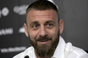 De Rossi: "Stagione alterata, i calciatori non sono immuni"