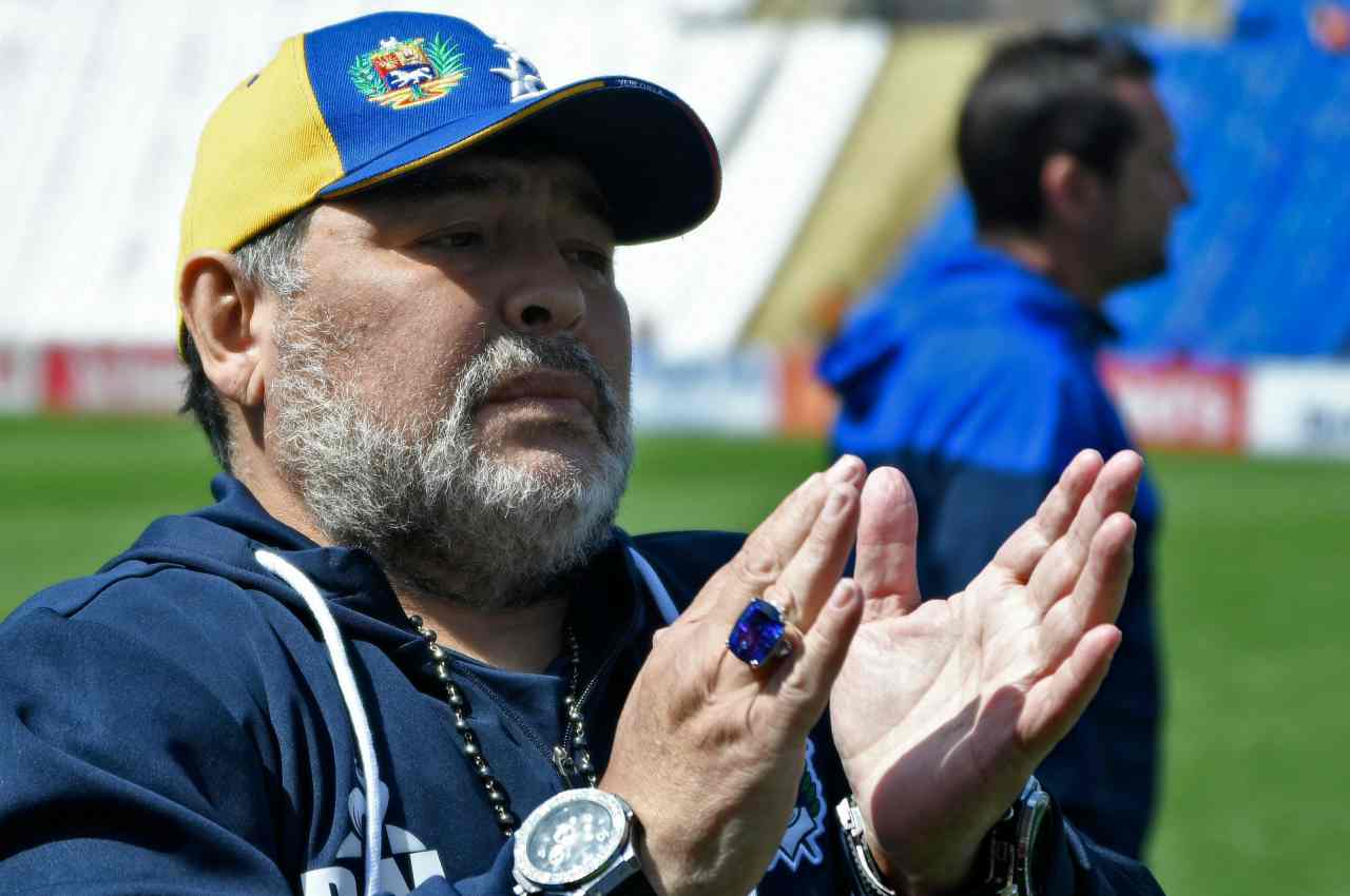 maradona caduto