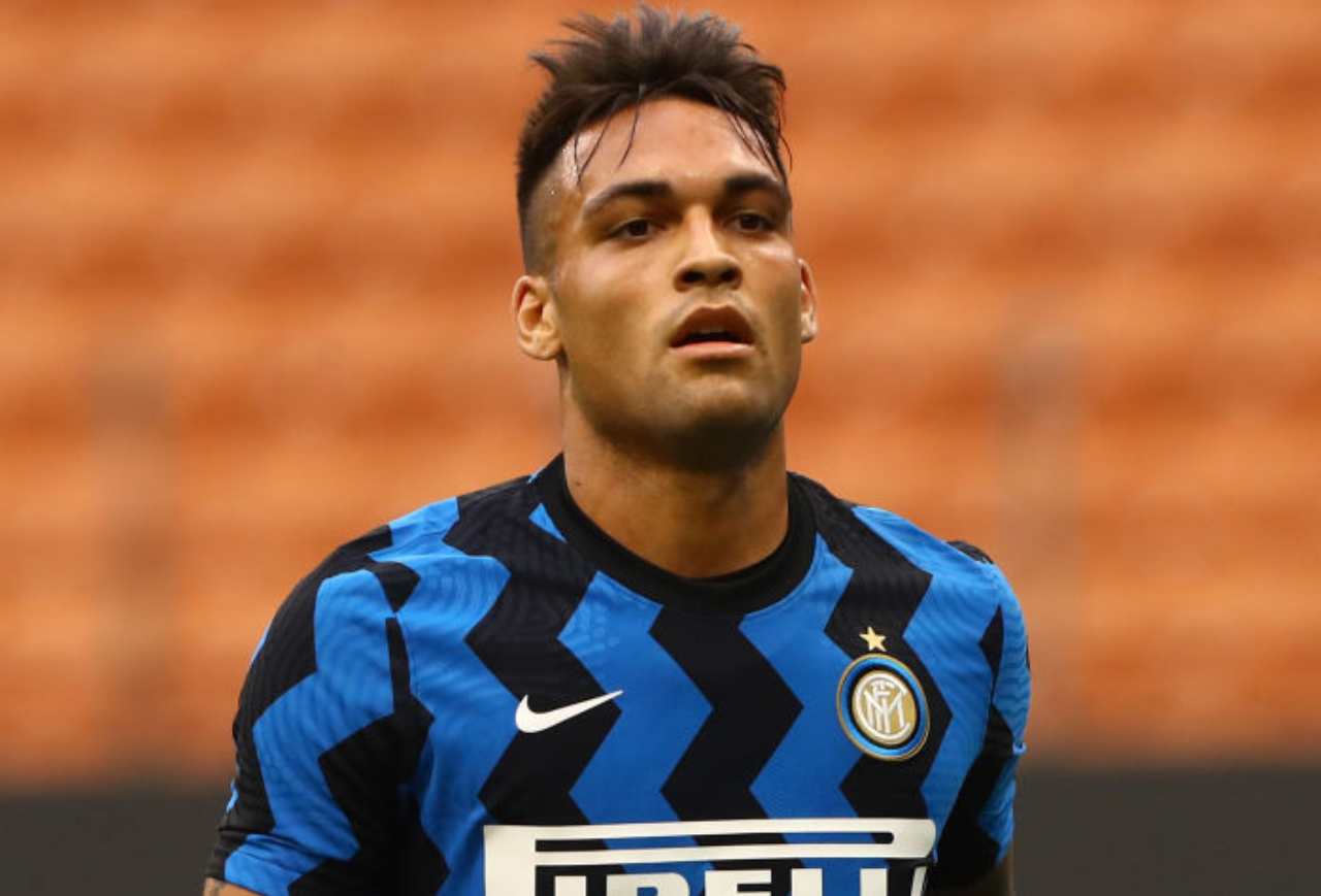 Inter, rinvio sui rinnovi: la decisione su Lautaro (Getty Images)