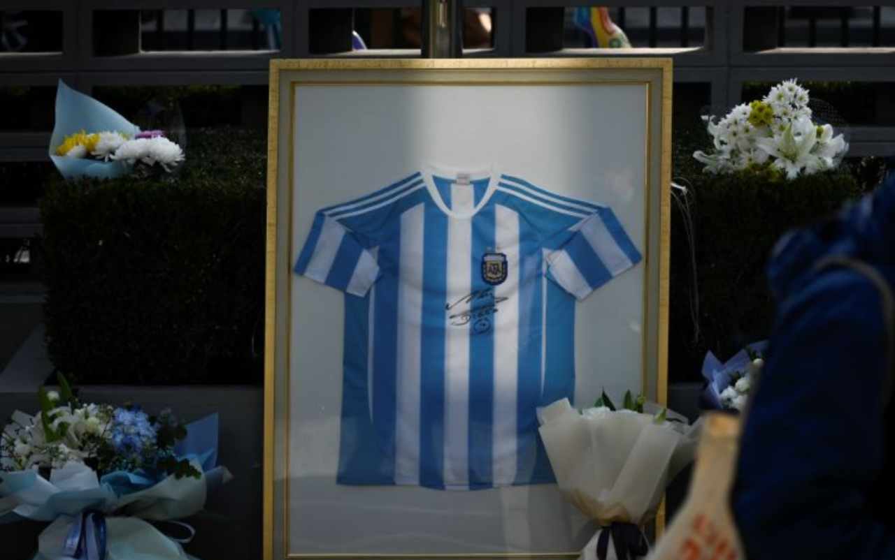 Maradona, costi delle maglie vendute online (Getty Images)