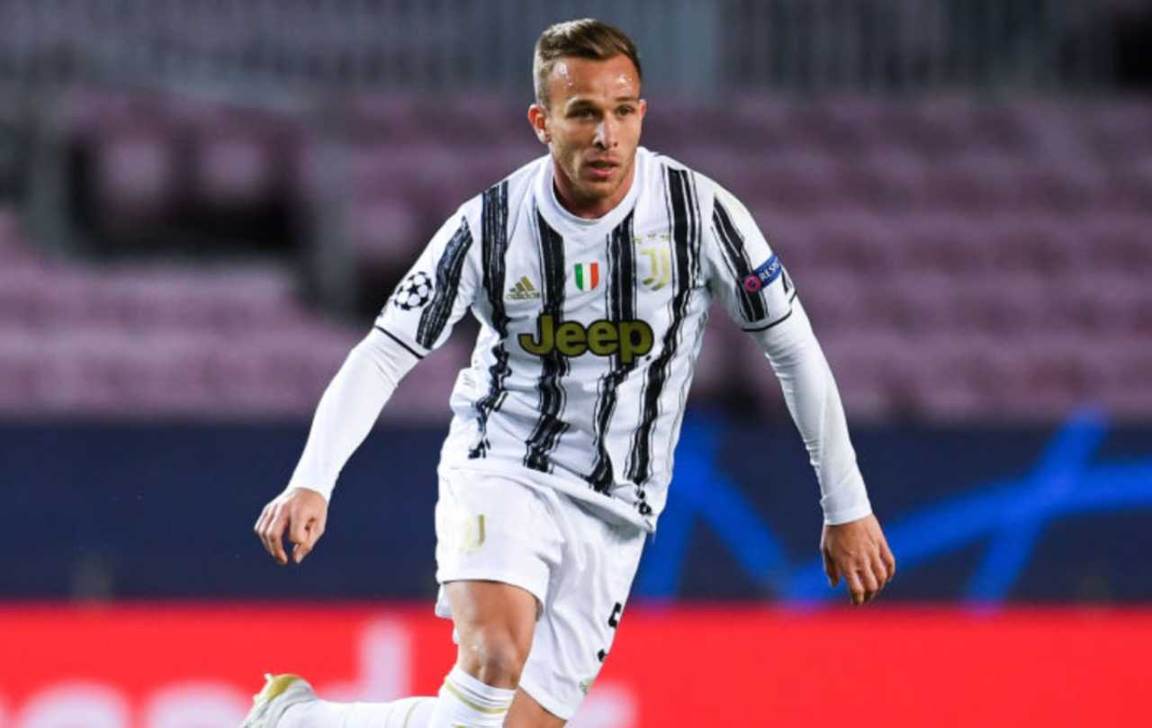 Arthur, le dichiarazioni su Ronaldo e Messi (Getty Images) 