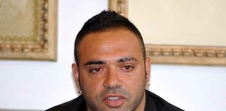 Fabrizio Miccoli si lancia in una nuova avventura da assistente allenatore di Fabrizio Miccoli. Avrà un contratto biennale