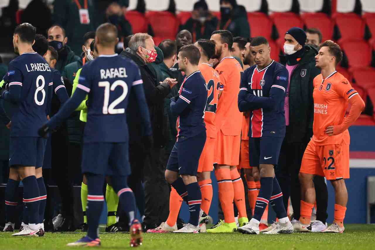 PSG-Basaksehir, quarto uomo accusato di razzismo: cosa è successo