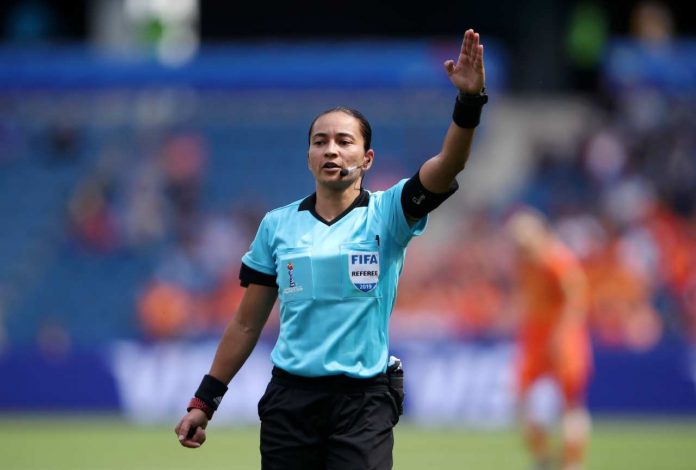 Alves Batista, arbitro donna del mondiale per club (GettyImages) arbitro donna mondiale club