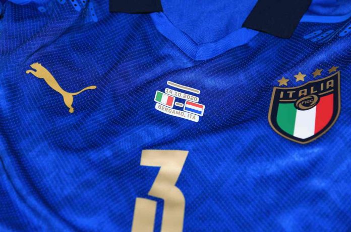 La maglia azzurra dell'Italia (GettyImages) maglia azzurra italia