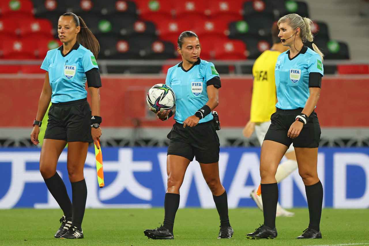 arbitro donna sceicco
