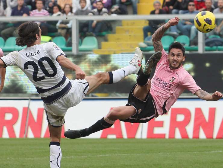 Pinilla gol in rovesciata - Getty Images