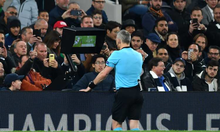 Var uso in Ch.League - Getty images