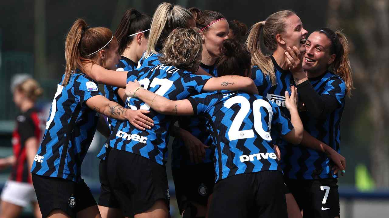 Calcio femminile esultanza Inter