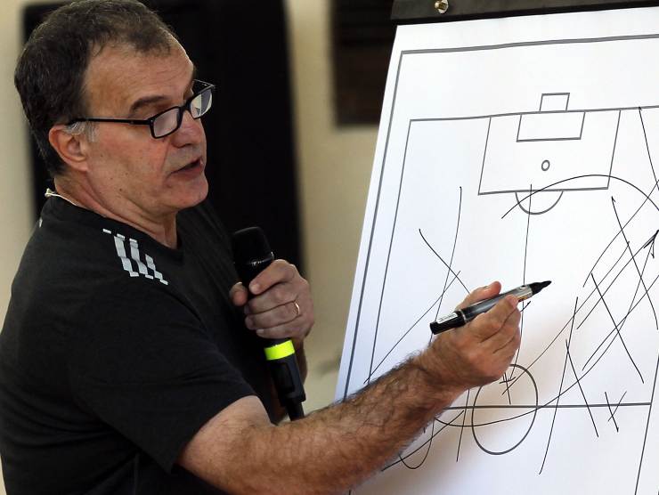 Bielsa e le tattiche  - Getty images