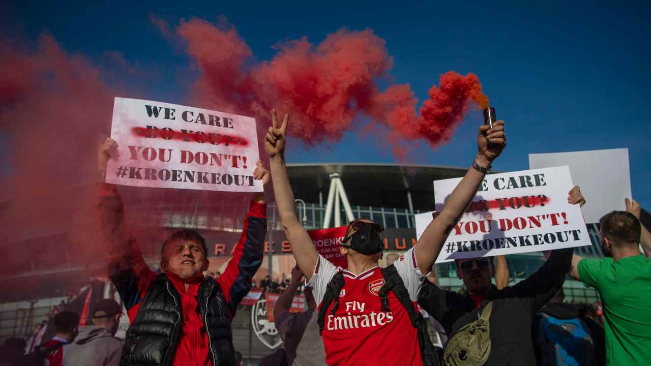 arsenal tifosi proteste