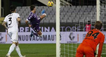 Vlahovic, cucchiaio e record contro la Juve: Rabiot nel mirino – VIDEO