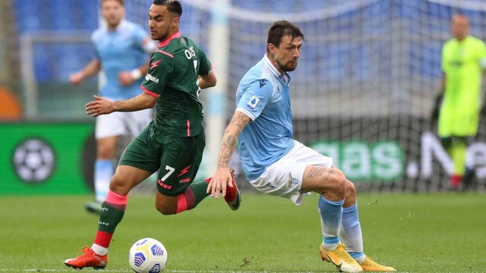 Acerbi vs Ounas GettyImages Acerbi vs ounas - Getty images