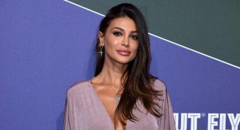 Cristina Buccino in Sardegna, bikini da urlo sorprende i fan – FOTO