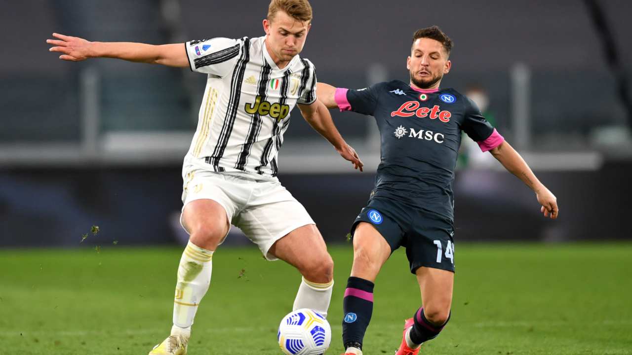 De Ligt vs Mertens - Getty images