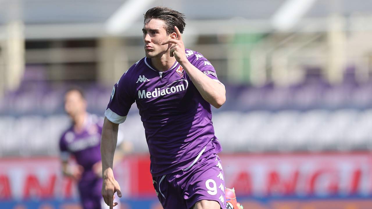 Fiorentina Vlahovic, si infiamma il calciomercato della Juventus