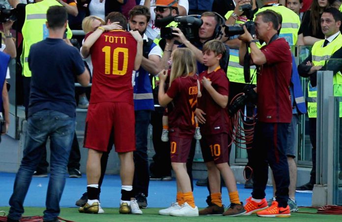 totti Totti auguri chanel