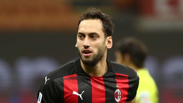 Calhanoglu rinnovo Milan (Gettyimages) calhanoglu milan rinnovo