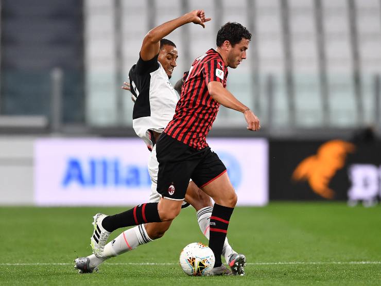 Danilo e Calabria - Getty Images