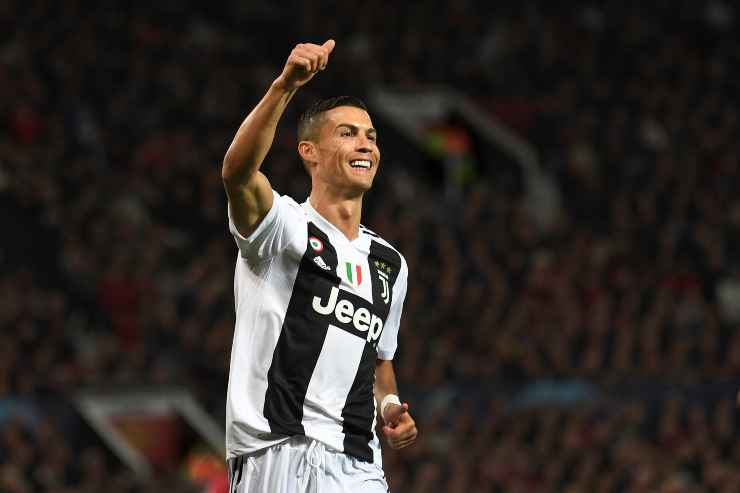 Cristiano Ronaldo con la maglia della Juventus