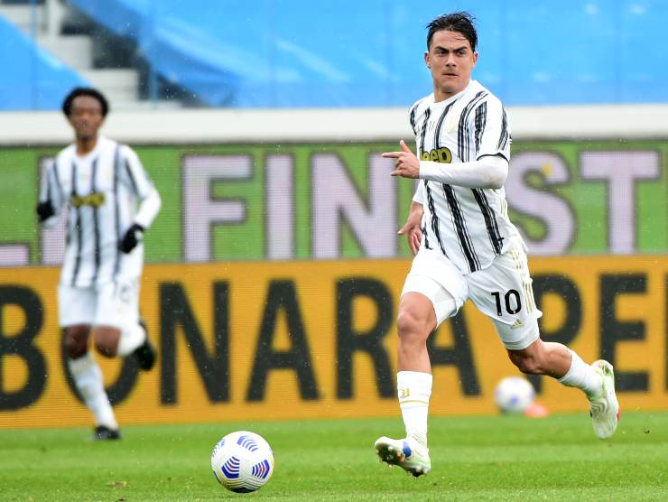 Paulo Dybala in campo - Getty Images