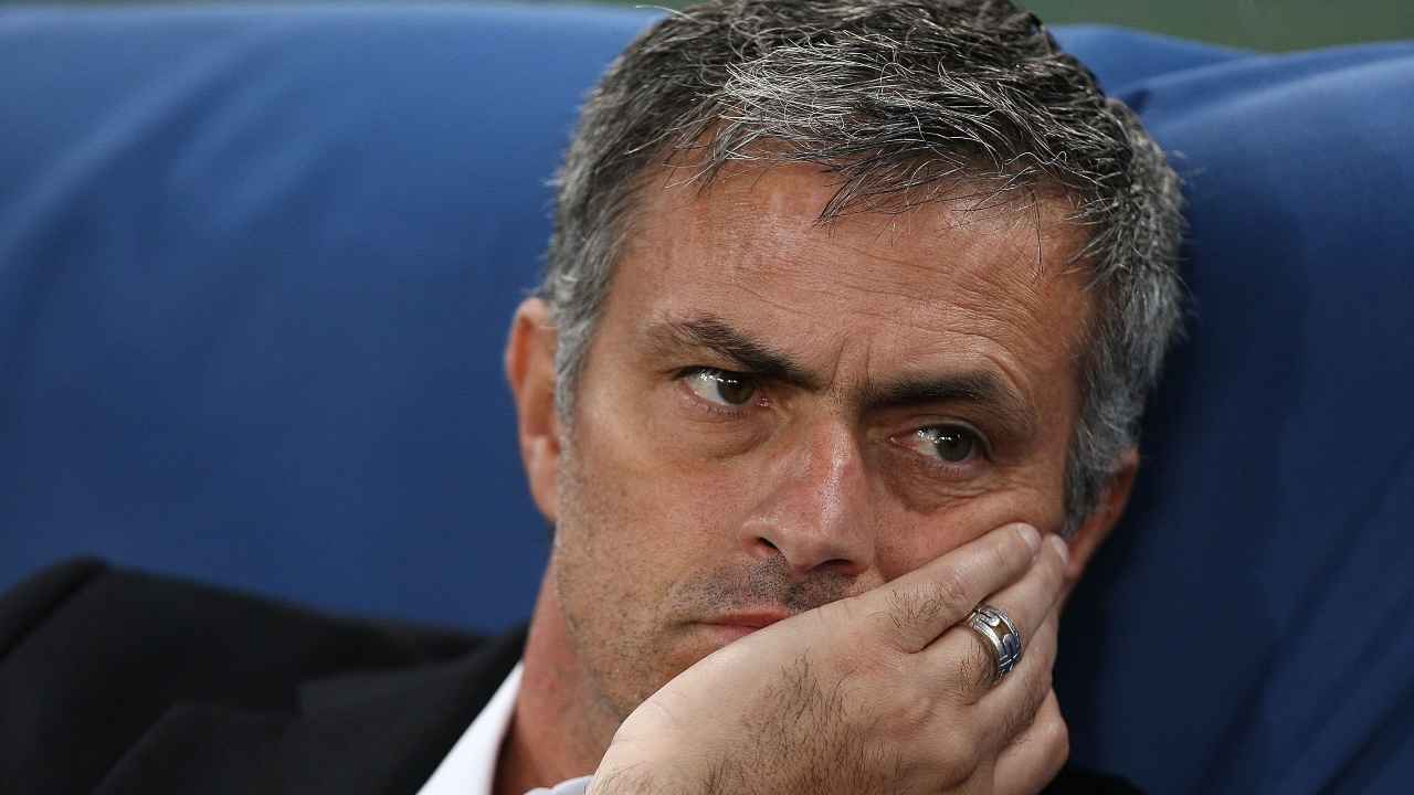 Calciomercato Roma, José Mourinho in primo piano