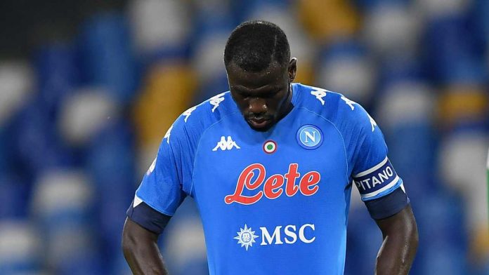 Koulibaly Eid Mubarak Koulibaly con la testa abbassata
