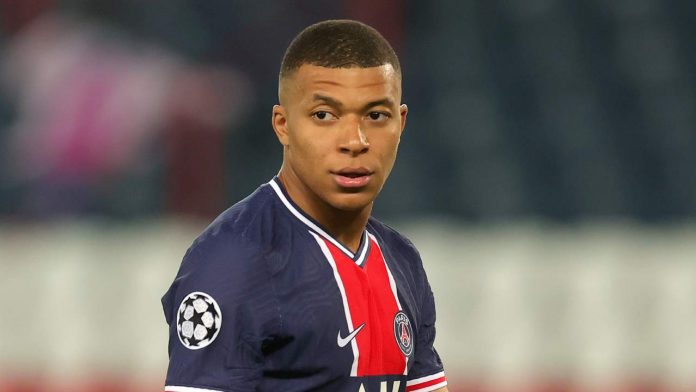 Kylian Mbappé (GettyImages) mbappé psg rinnovo