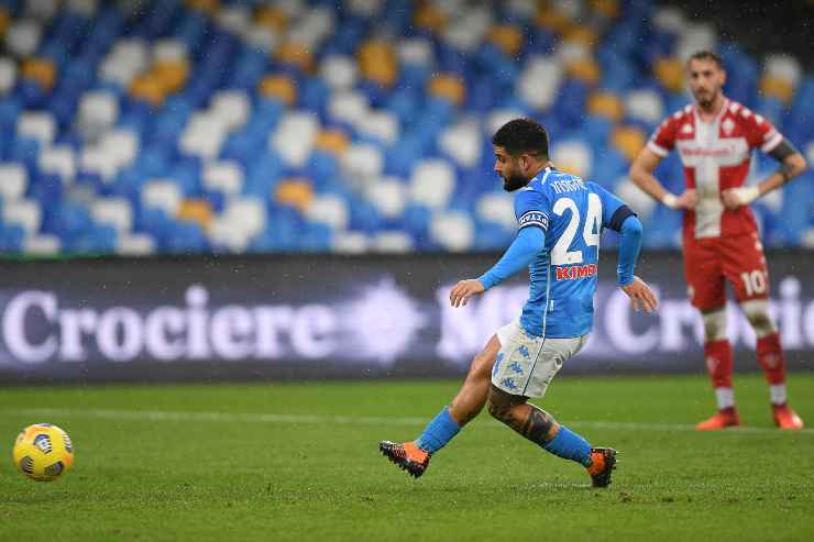 Lorenzo Insigne in campo con il Napoli