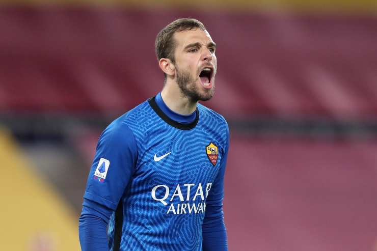 Pau Lopez con la maglia della Roma