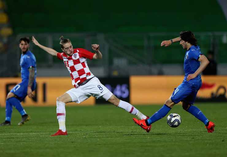 Toma Bašić in campo con la Croazia