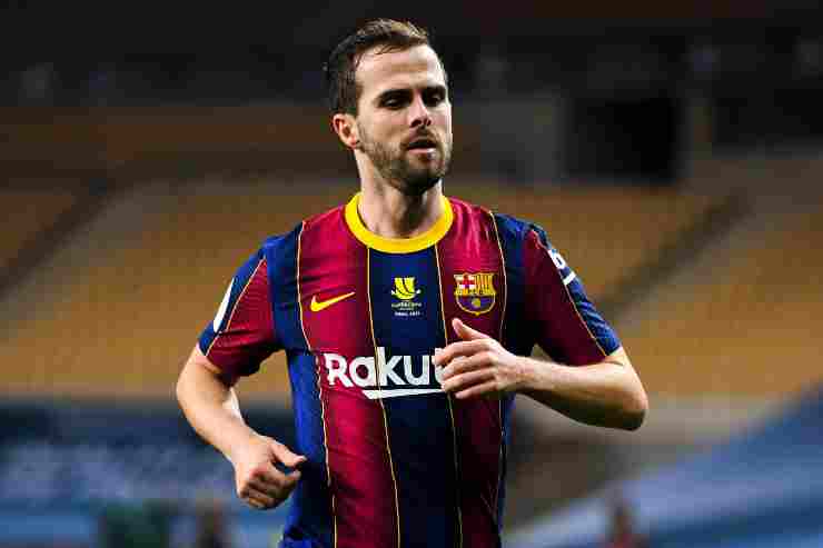 Miralem Pjanic con la maglia del Barcellona