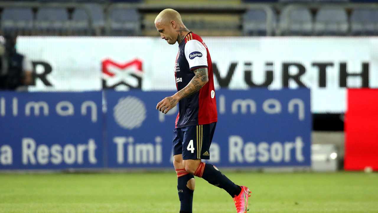 Radja Nainggolan Cagliari