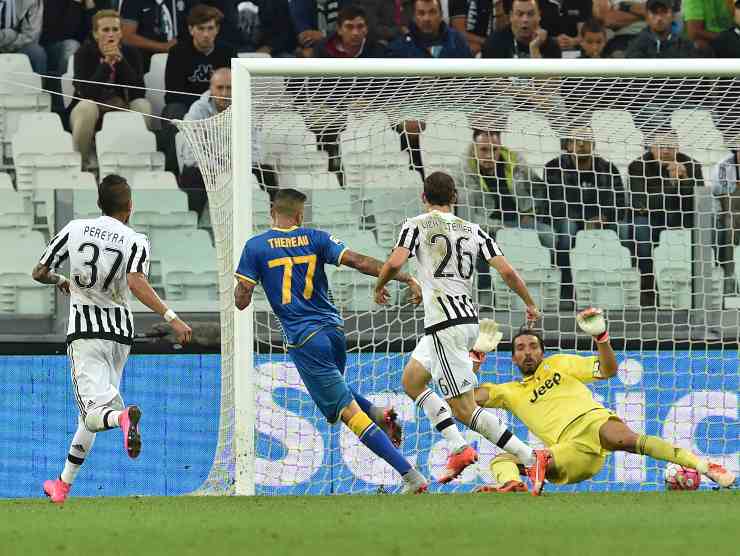 Thereau batte Buffon - Getty Images