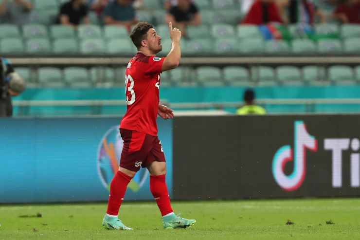 Xherdan Shaqiri in campo con la Svizzera