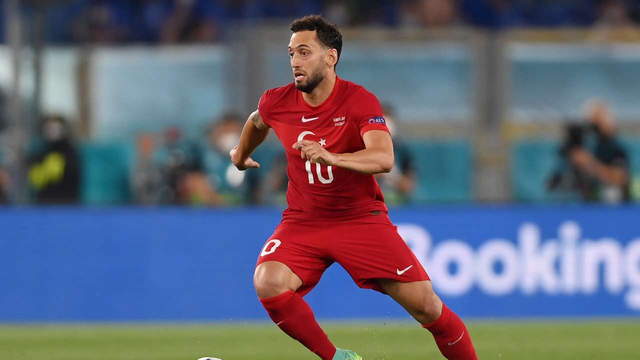 Hakan Calhanoglu Turchia