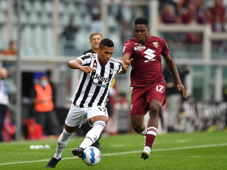 Alex Sandro e Singo - Getty Images