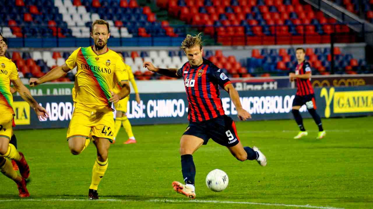 Gori del Cosenza in gol - Foto LaPresse