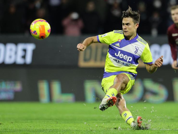 rigore Dybala - foto LaPresse