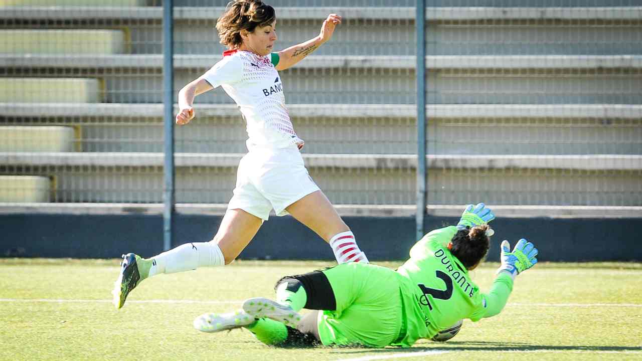 Durante in uscita - foto LaPresse