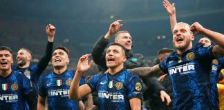Inter festeggia Supercoppa - foto LaPresse