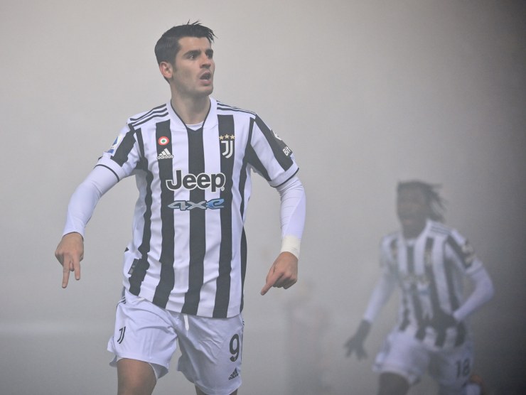 Morata nella nebbia - foto LaPresse