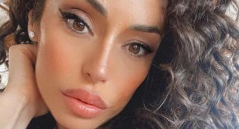 Raffaella Fico, la scollatura è profondissima: lato A in vista