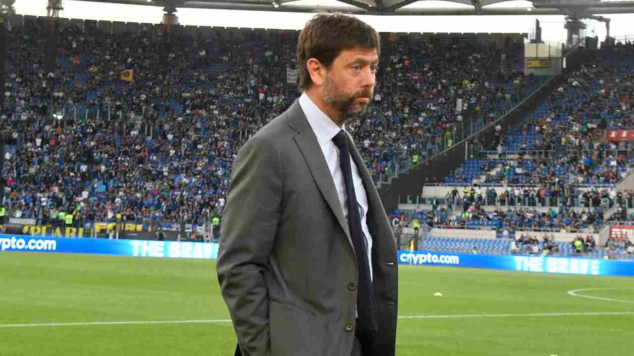 Juventus, la misura è colma: "Agnelli farebbe bene a dimettersi"